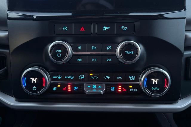 Used 2024 Ford Expedition Max XLT image 33