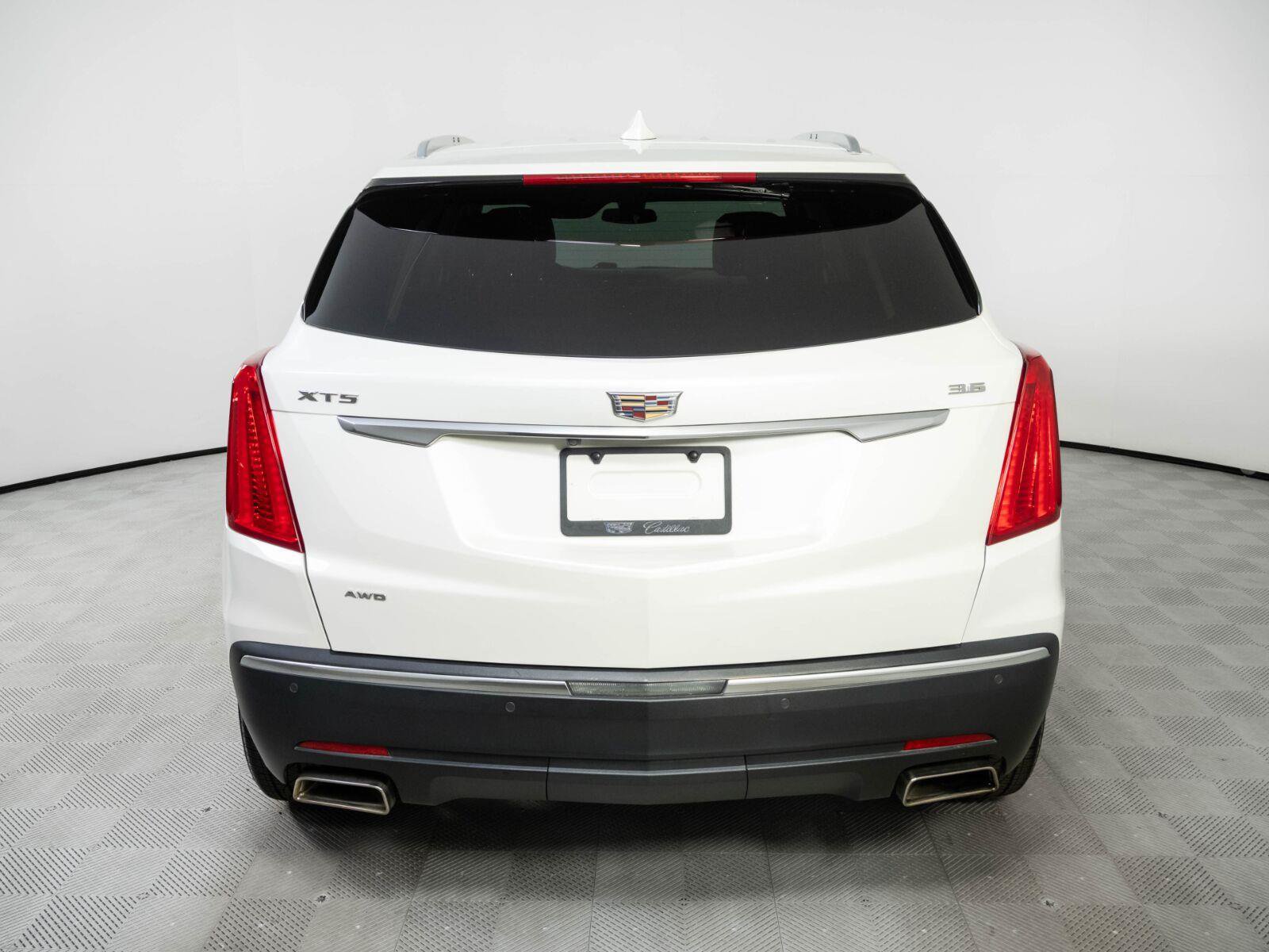 Used 2019 Cadillac XT5 Premium Luxury AWD/4WD image 29