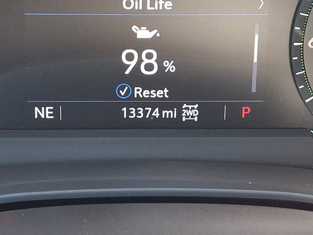 Used 2023 Cadillac XT5 Luxury w/ LPO, Premium Carpet Package AWD/4WD image 19