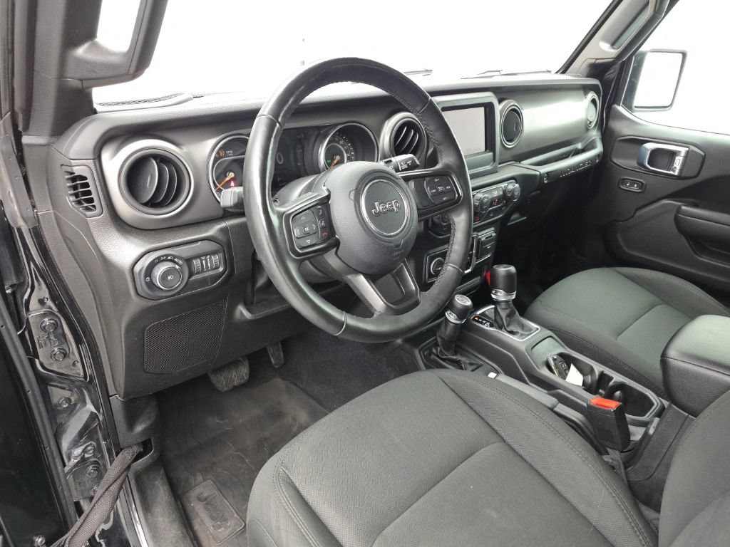 Used 2022 Jeep Wrangler Unlimited Sport AWD/4WD image 16