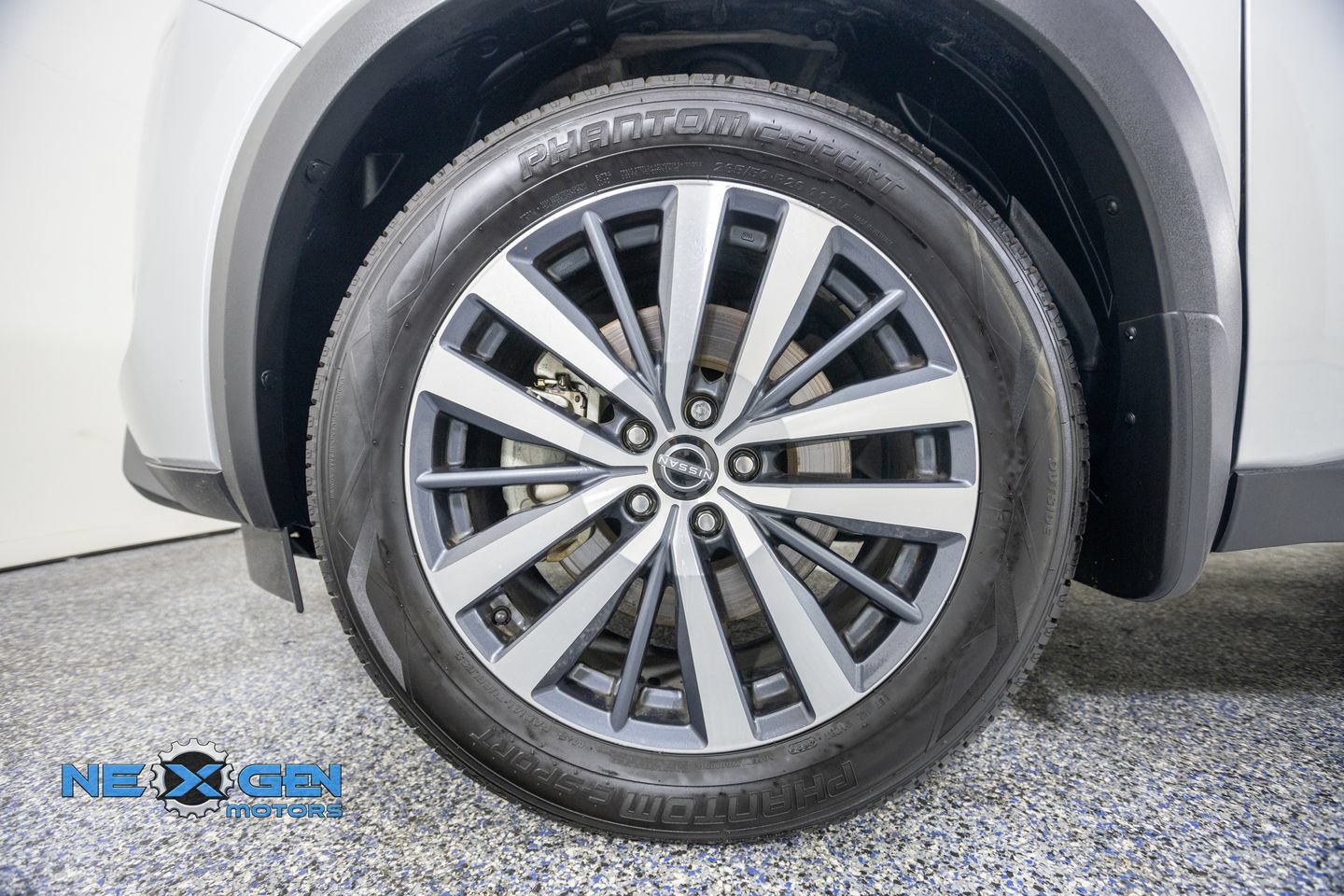 Used 2022 Nissan Pathfinder Platinum AWD/4WD image 49