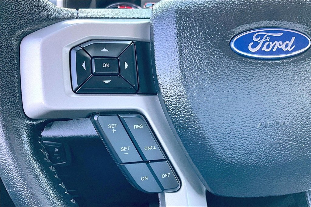 Certified 2019 Ford F250 Lariat w/ Chrome Package image 19