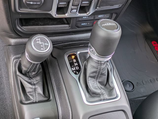 New 2025 Jeep Gladiator Sport image 23