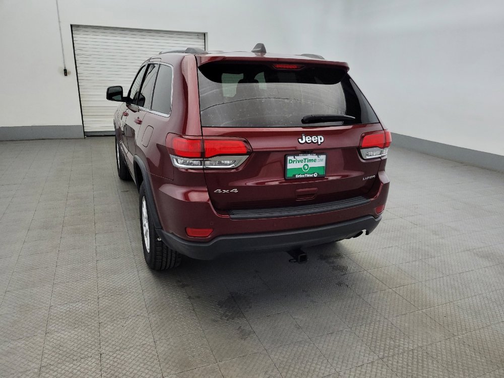 Used 2020 Jeep Grand Cherokee Laredo image 6