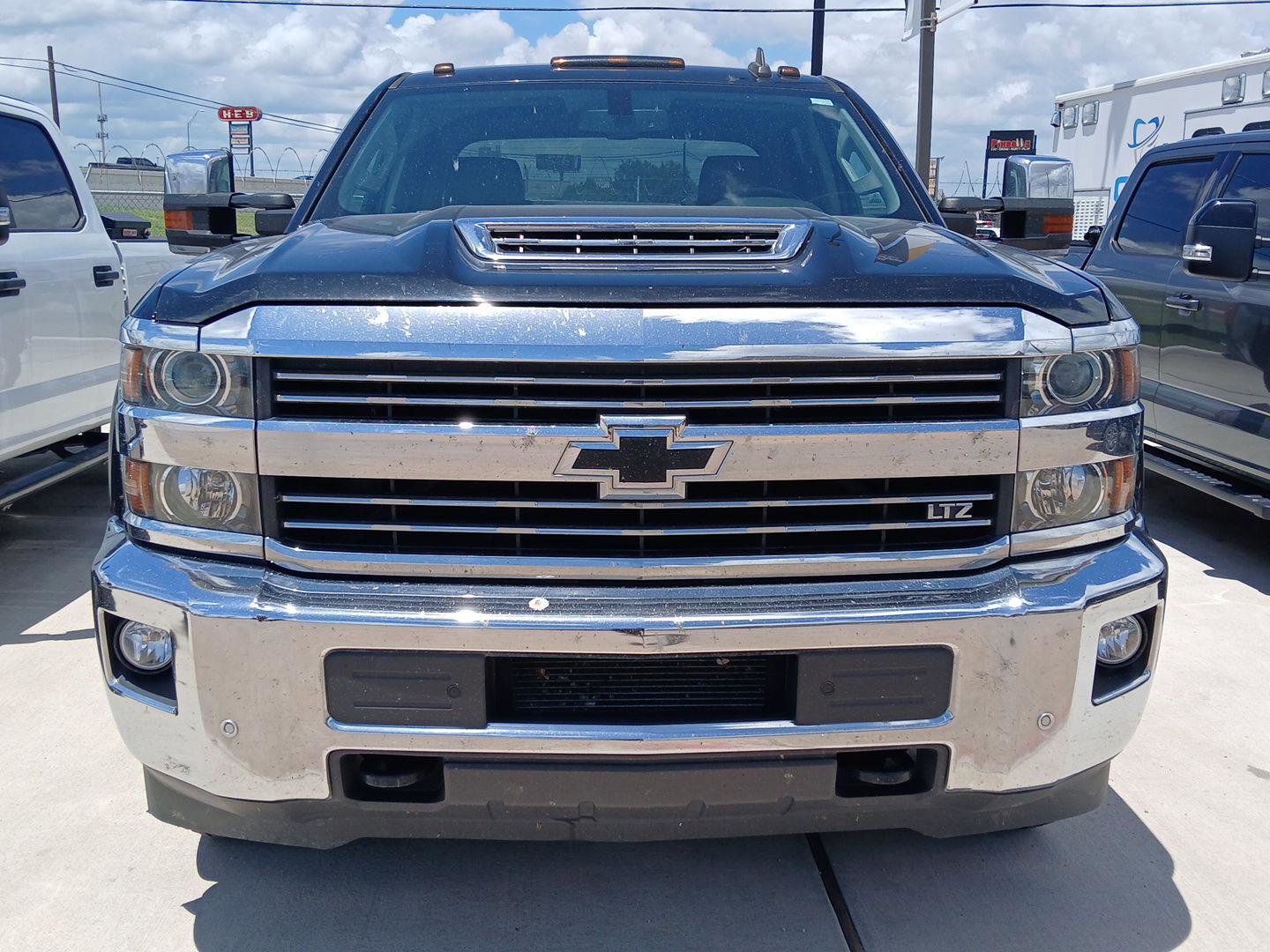 Used 2017 Chevrolet Silverado 3500 LTZ w/ Duramax Plus Package AWD/4WD image 3