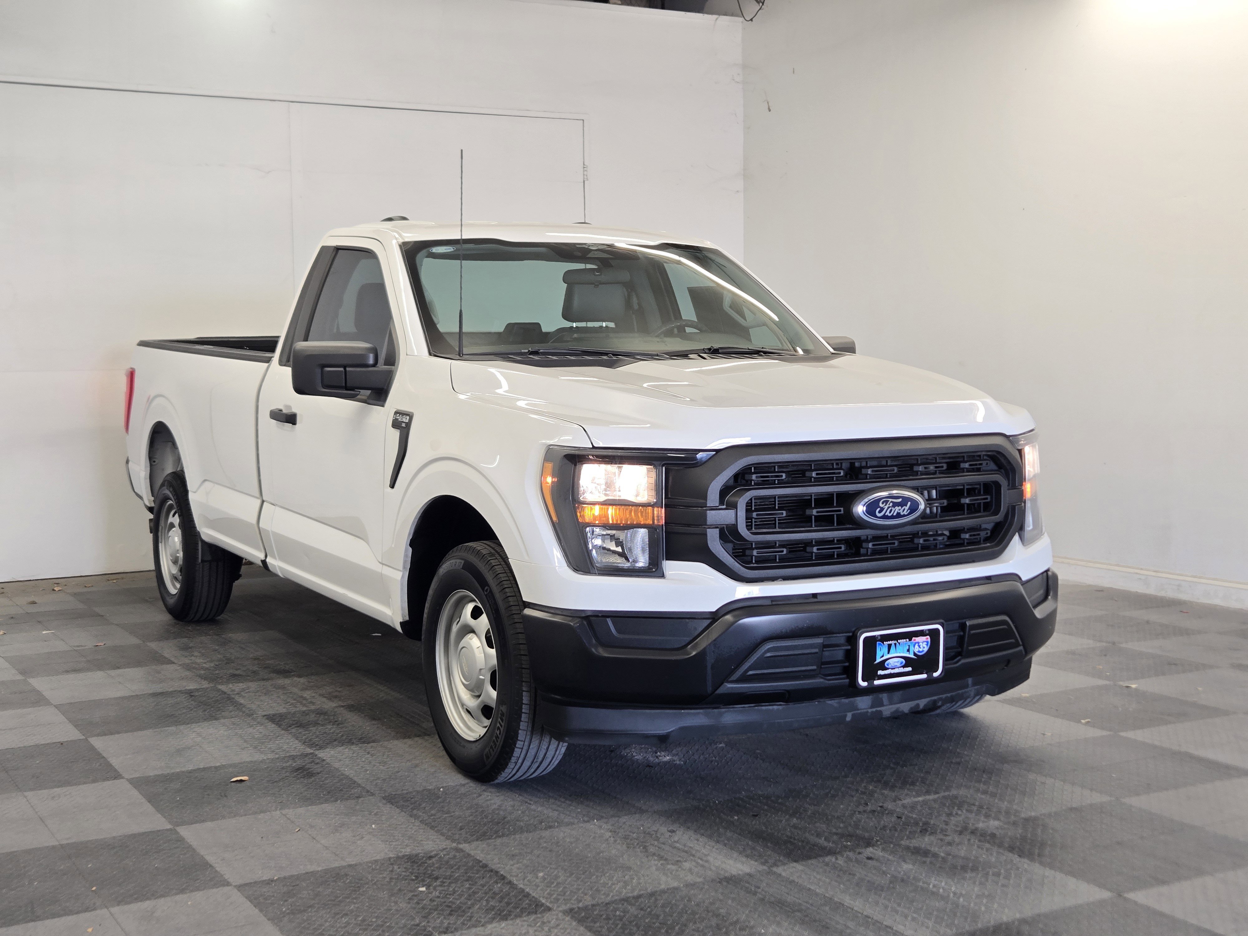 Certified 2023 Ford F150 XL w/ Trailer Tow Package RWD image 2