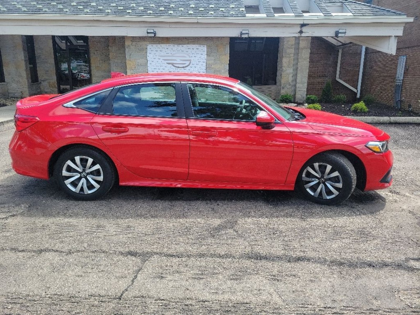 Used 2023 Honda Civic LX image 7
