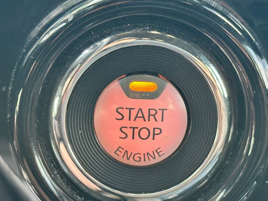 Used 2021 Nissan Titan Platinum Reserve image 18