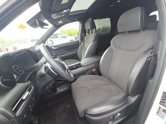 Used 2025 Hyundai Palisade Calligraphy AWD/4WD image 26