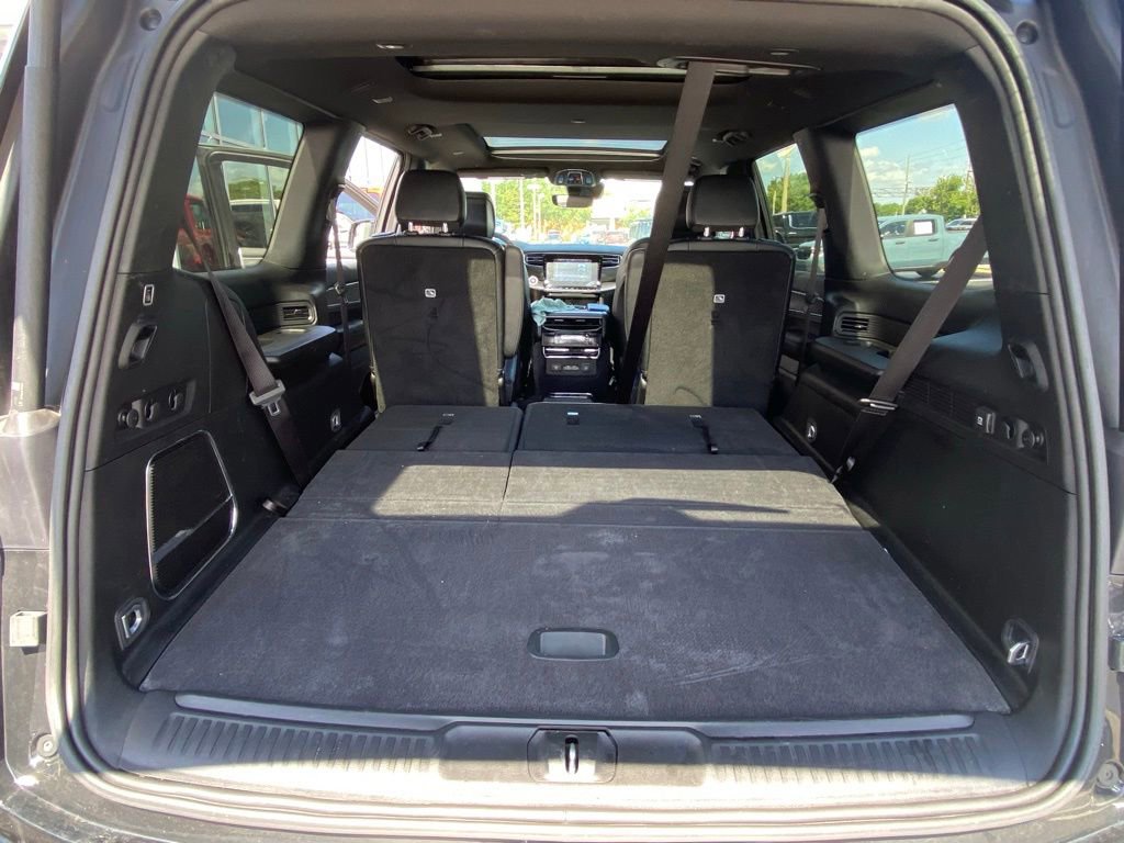 Used 2024 Jeep Wagoneer Series II AWD/4WD image 29