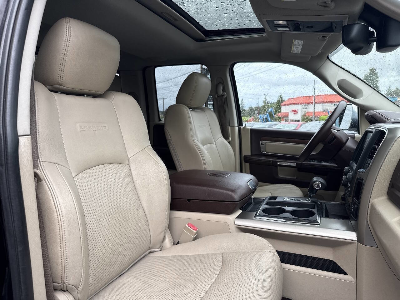 Used 2013 RAM 1500 Laramie w/ Convenience Group AWD/4WD image 18