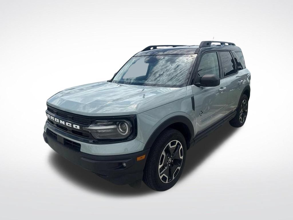 Used 2024 Ford Bronco Sport Outer Banks w/ Tech Package AWD/4WD image 11