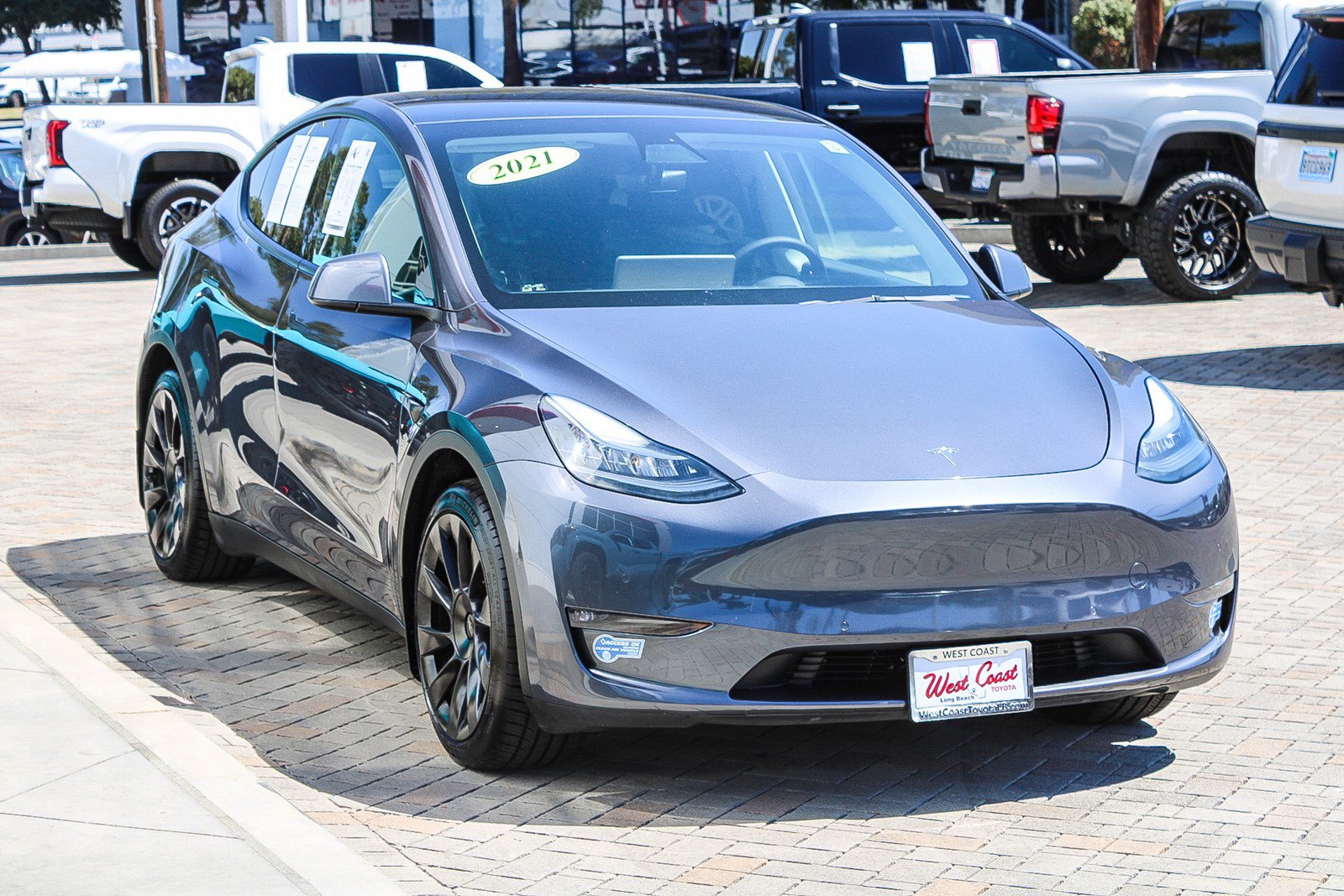 Used 2021 Tesla Model Y Long Range AWD/4WD image 3