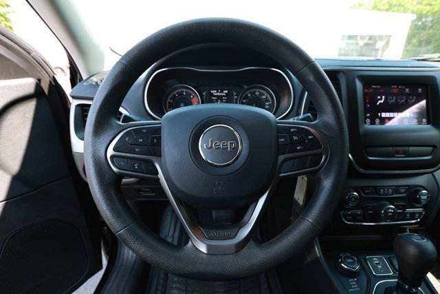 Used 2020 Jeep Cherokee Latitude image 6