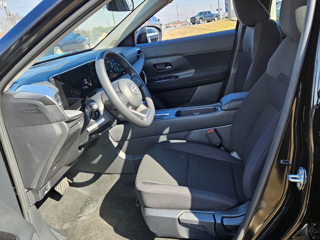 New 2026 Nissan Kicks S image 11