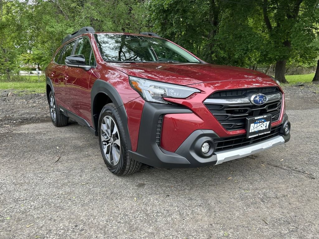 Certified 2025 Subaru Outback Limited AWD/4WD image 2