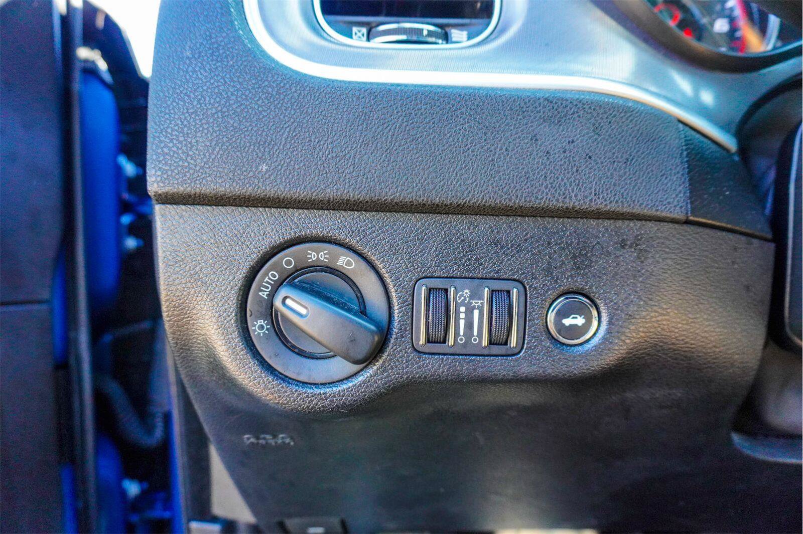 Used 2022 Dodge Charger SXT RWD image 29