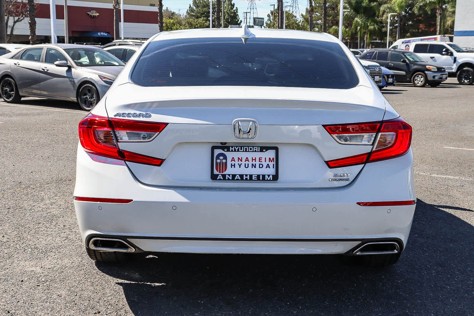 Used 2018 Honda Accord Touring image 7