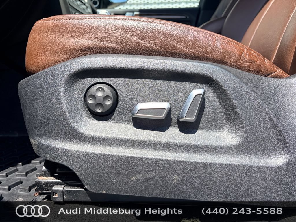 Used 2016 Audi Q5 2.0T Premium Plus w/ Technology Package AWD/4WD image 12