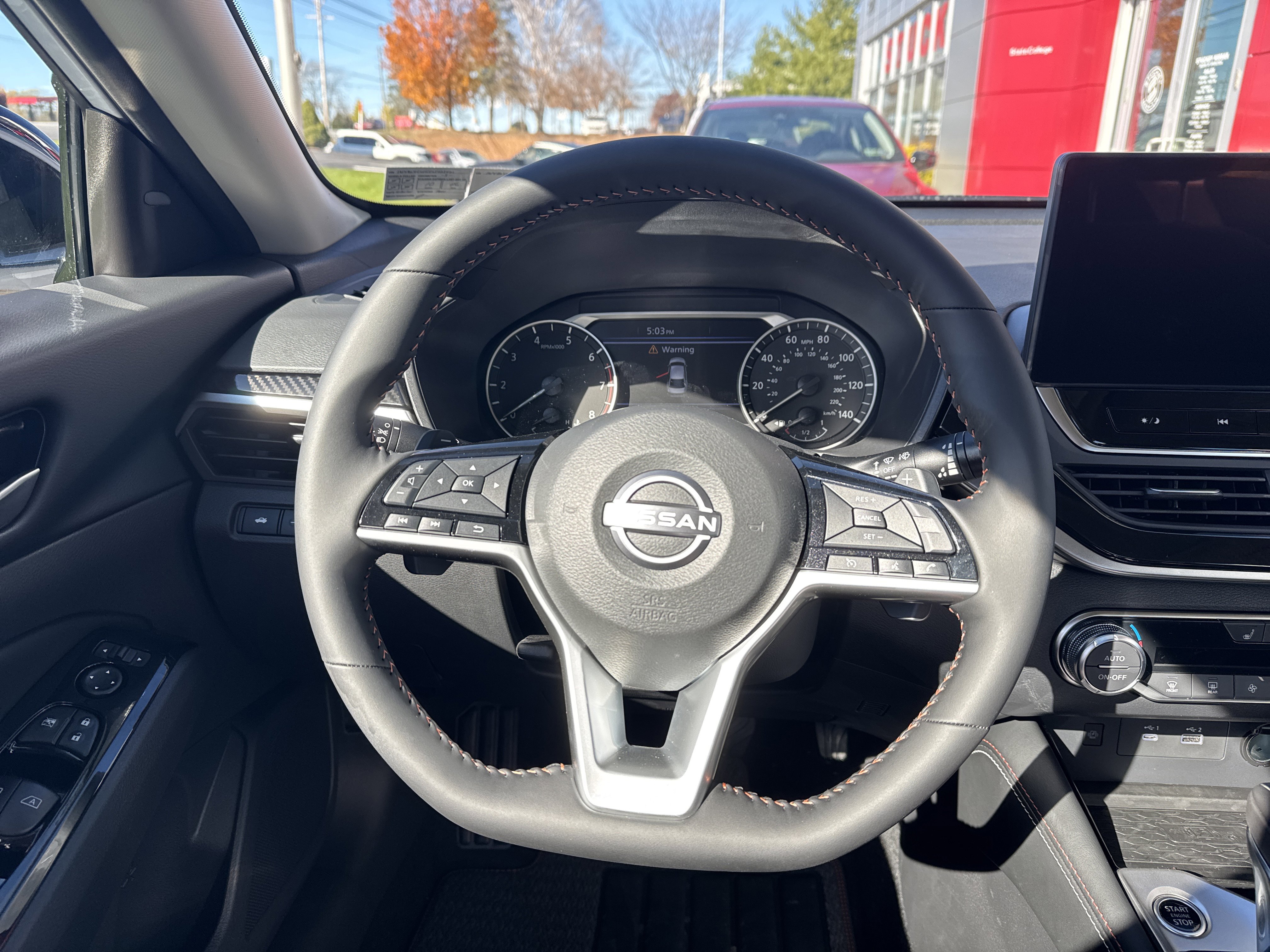 New 2025 Nissan Altima 2.5 SR image 18