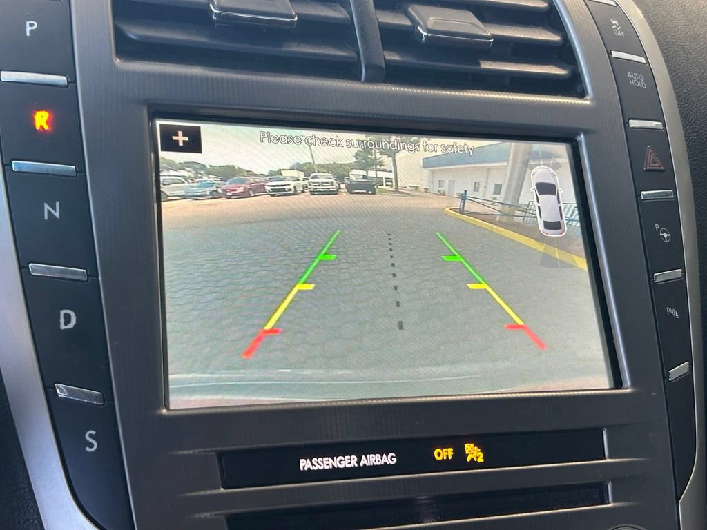 Used 2018 Lincoln MKZ Reserve w/ Technology Package FWD image 13