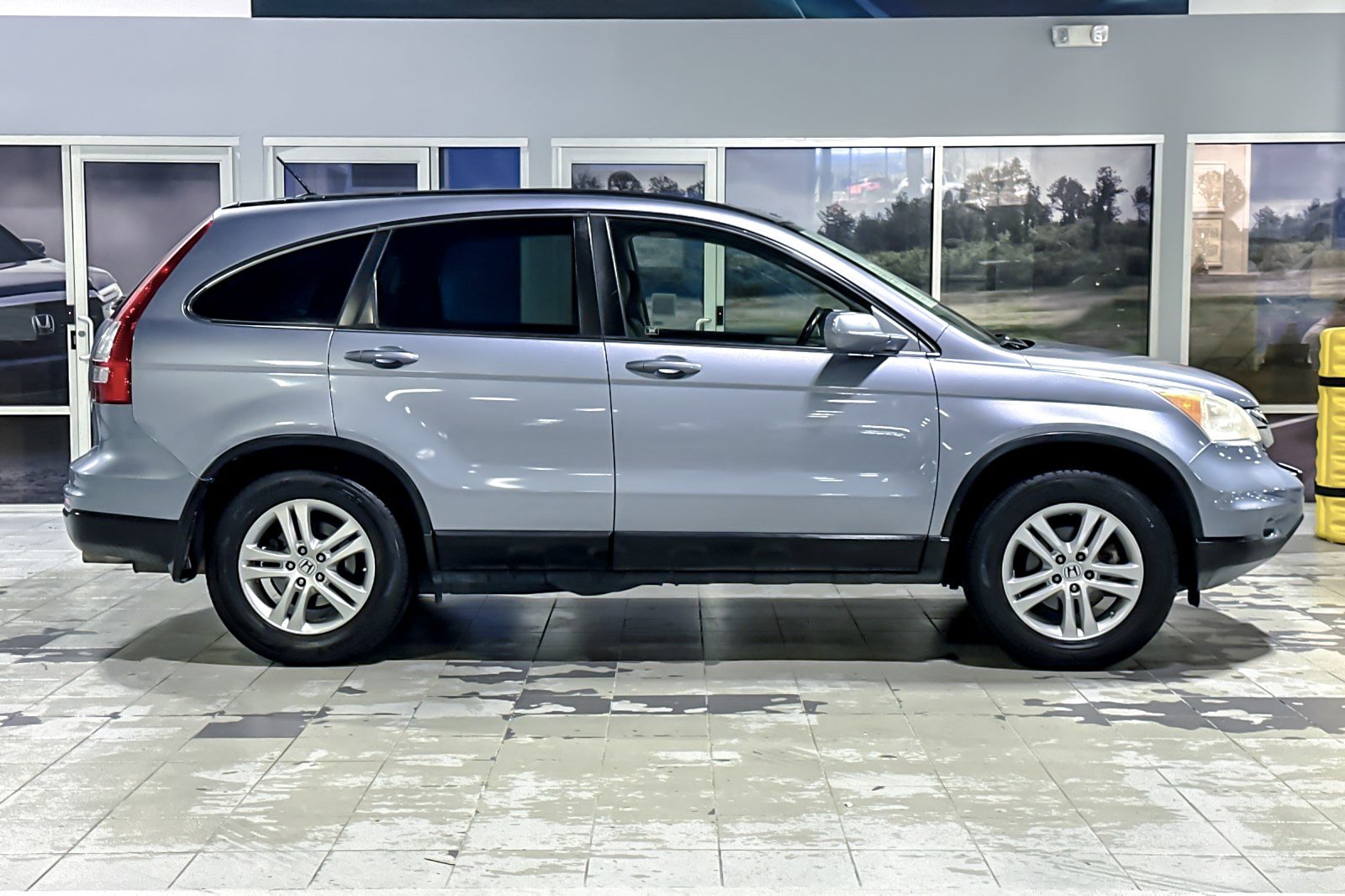 Used 2011 Honda CR-V EX-L image 7