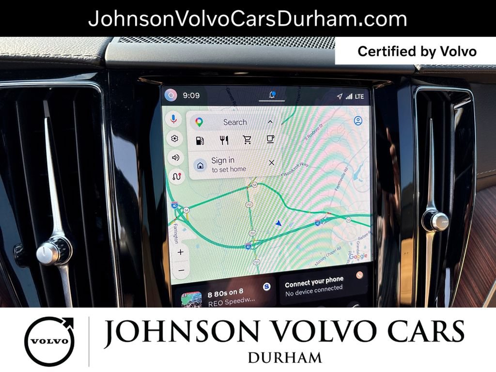 Certified 2024 Volvo XC60 B5 Ultimate AWD/4WD image 21