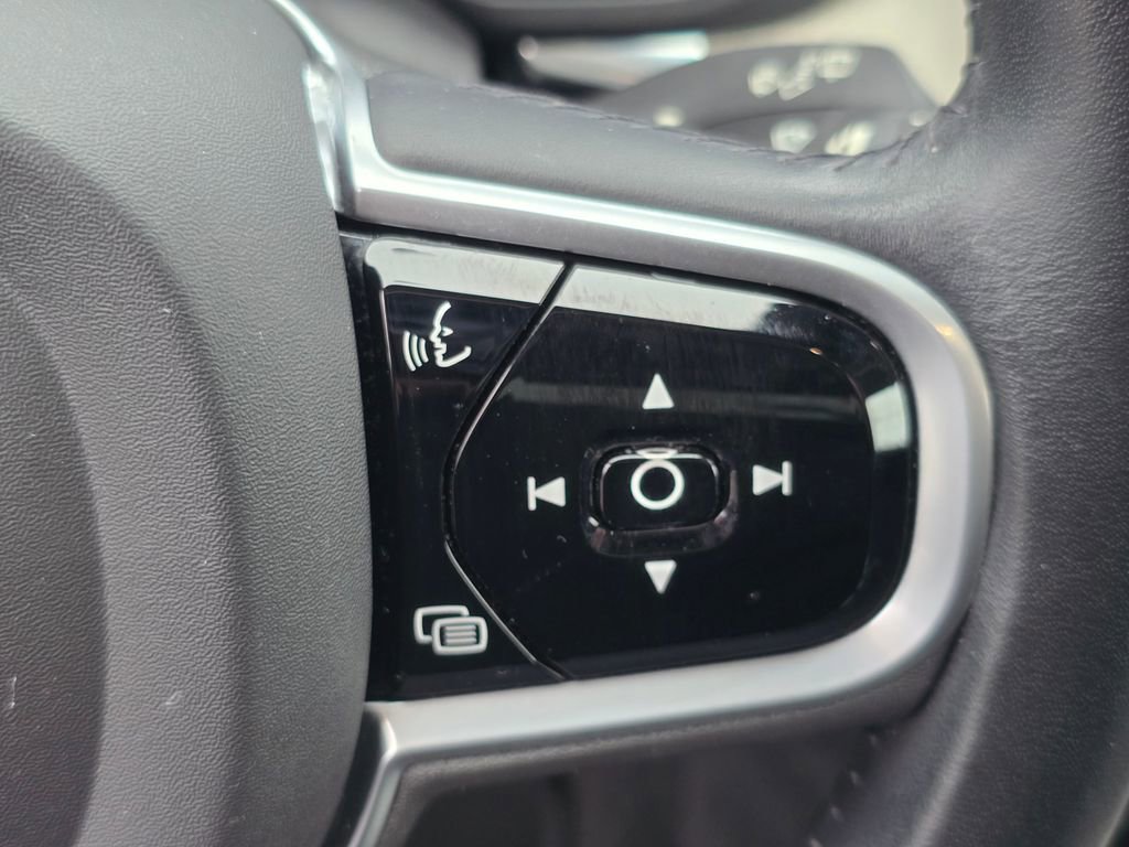 Used 2021 Volvo XC60 T6 Inscription AWD/4WD image 20