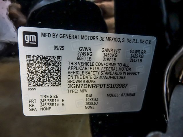 New 2026 Chevrolet Equinox EV LT image 24