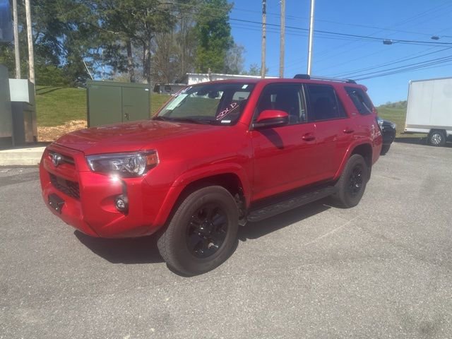 Used 2024 Toyota 4Runner SR5 AWD/4WD image 1