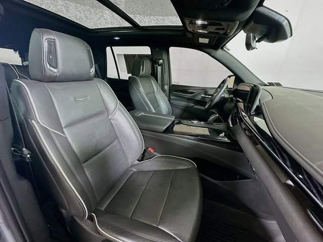 Certified 2023 Cadillac Escalade Sport w/ Touring Package image 32