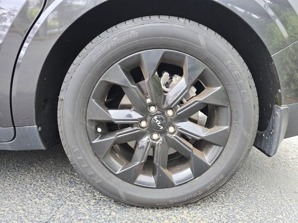 Used 2022 Kia Carnival SX FWD image 6