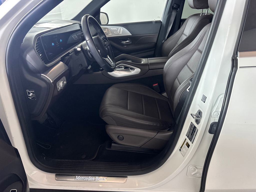 Used 2021 Mercedes-Benz GLE 450 4MATIC image 3
