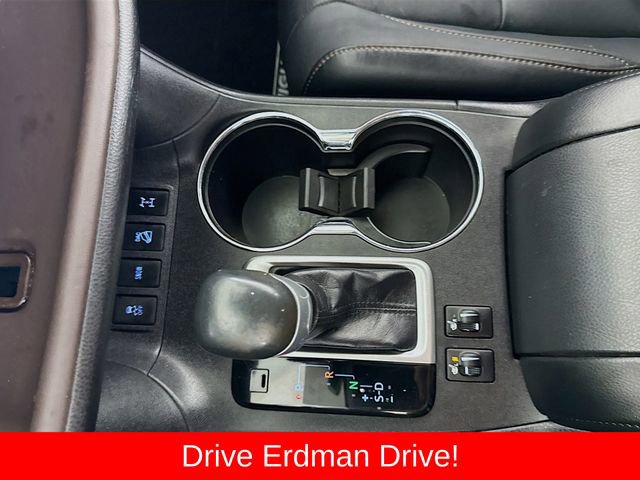 Certified 2018 Toyota Highlander XLE w/ Carpet Mat Package (TMS) image 19