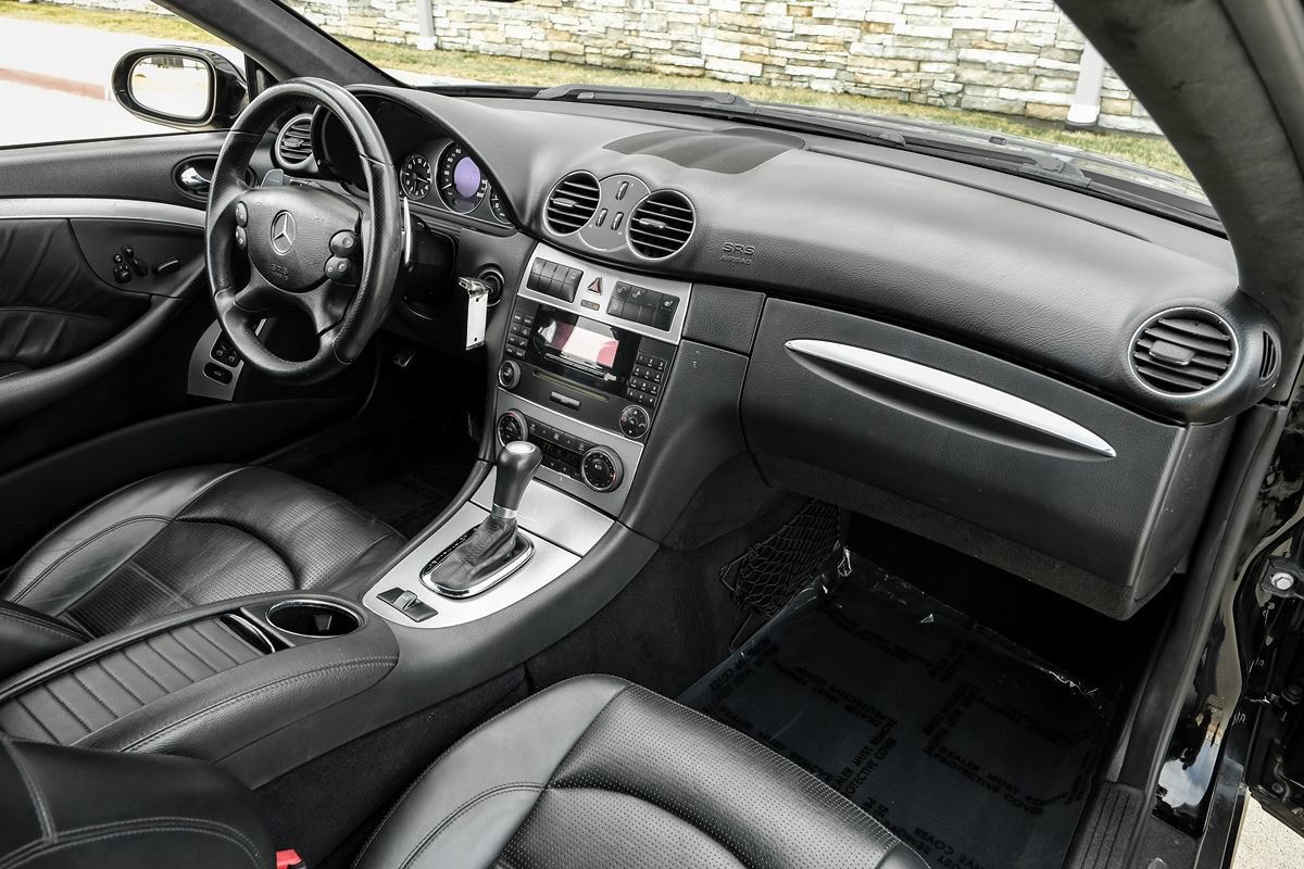 Used 2007 Mercedes-Benz CLK 63 AMG Cabriolet image 16