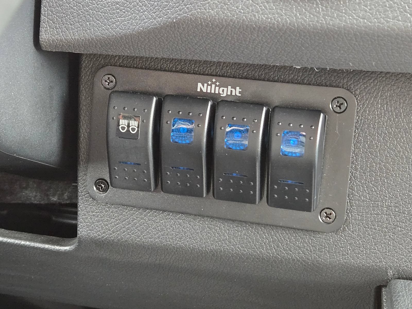 Used 2025 Mercedes-Benz Sprinter 2500 image 26
