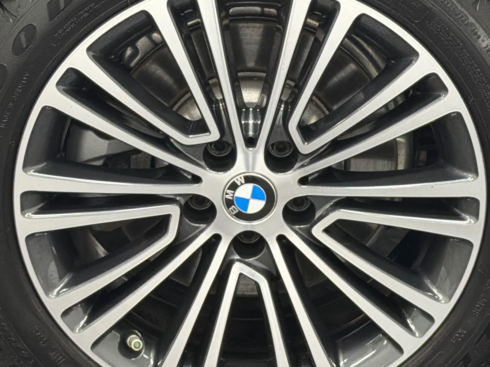 Used 2018 BMW 530i xDrive image 5