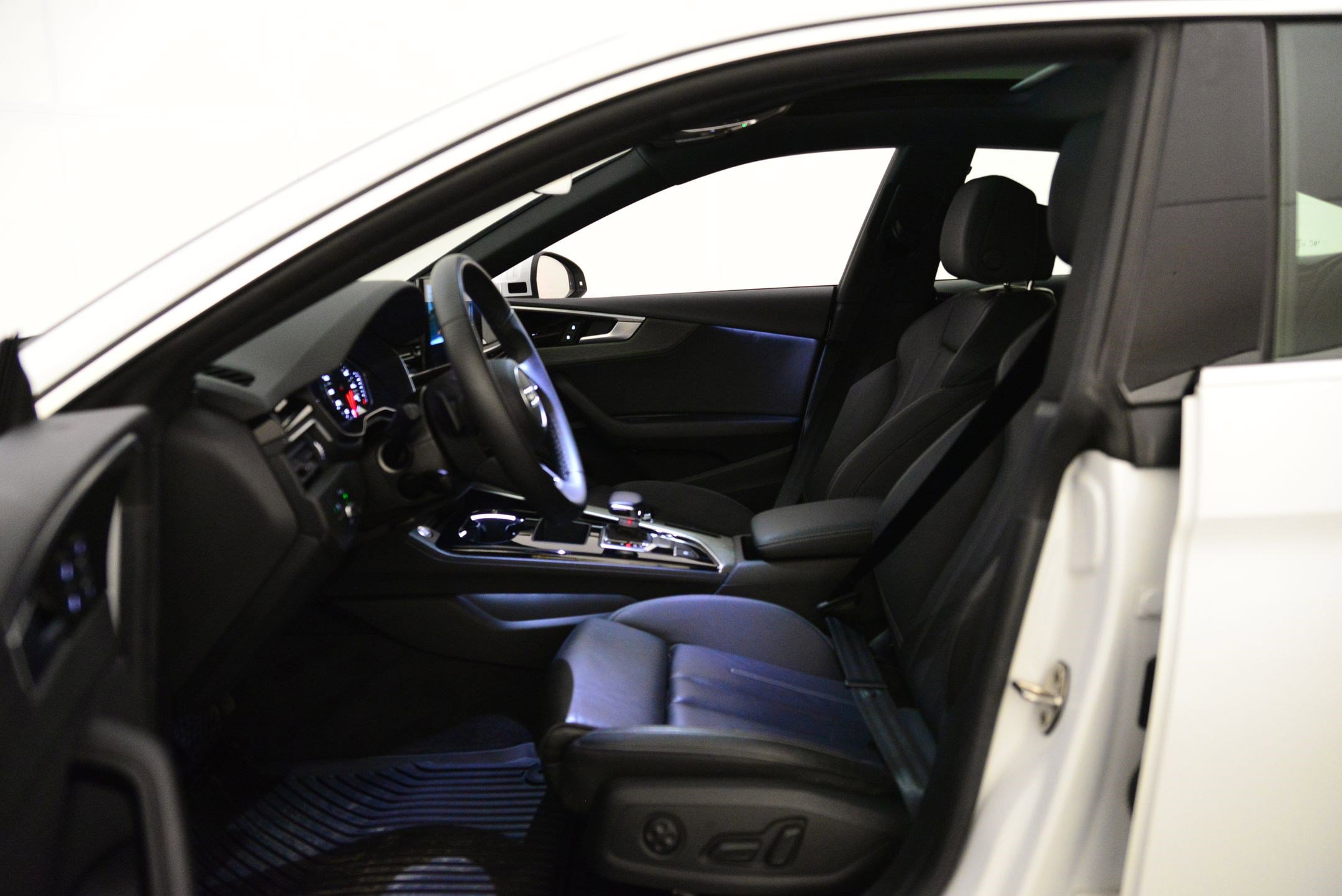 Used 2023 Audi A5 2.0T Premium w/ Convenience Package image 28