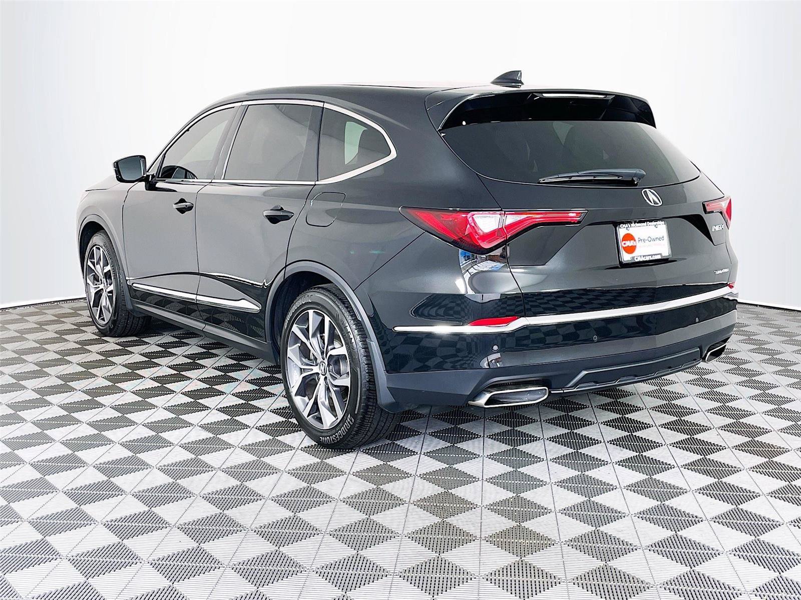 Used 2024 Acura MDX SH-AWD w/ Technology Package image 6