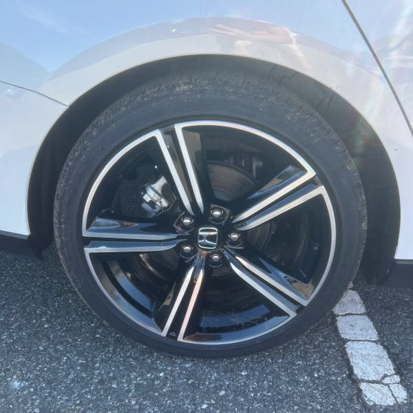 Used 2025 Honda Accord Sport image 19