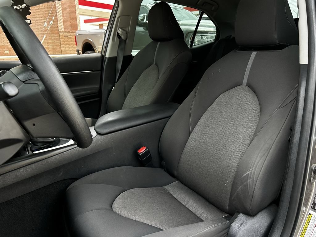 Used 2023 Toyota Camry LE w/ Convenience Package FWD image 22