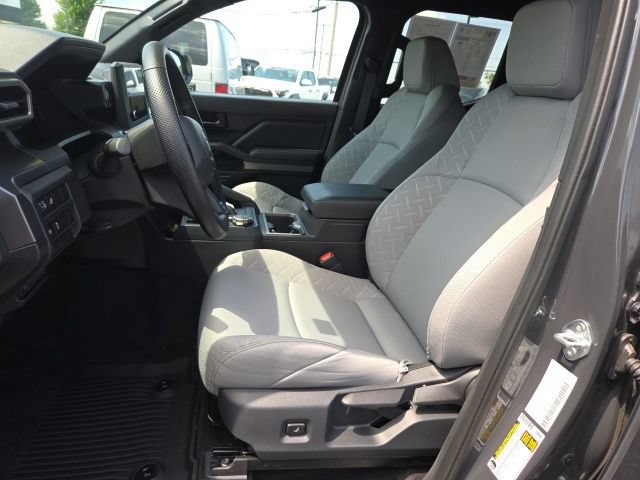 Used 2026 Toyota Tacoma SR5 AWD/4WD image 10