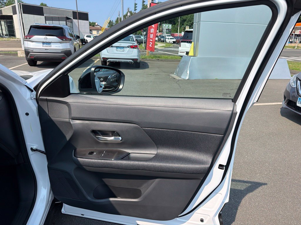 New 2026 Nissan Kicks SV w/ SV Premium Package AWD/4WD image 28