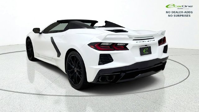 Used 2024 Chevrolet Corvette Stingray Premium Conv w/ Z51 Performance Package RWD image 6