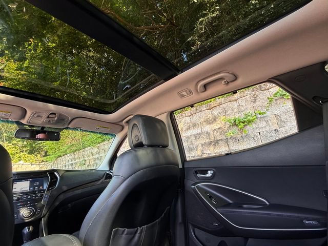 Used 2023 Hyundai Santa Fe SEL w/ Premium Package FWD image 38