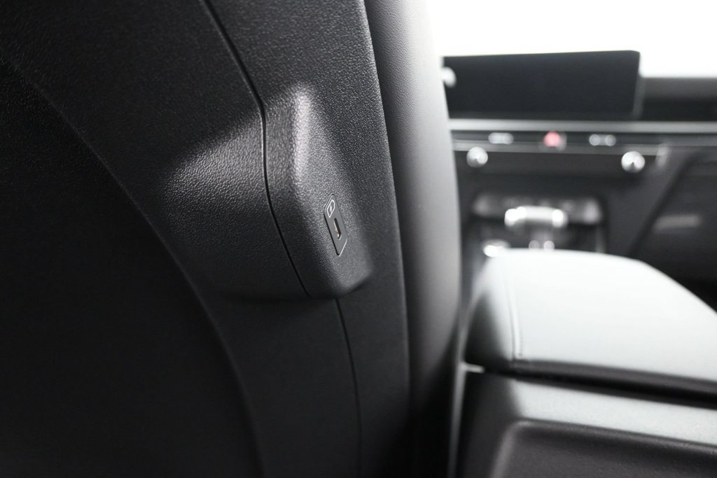 New 2027 Kia Niro LX FWD image 15