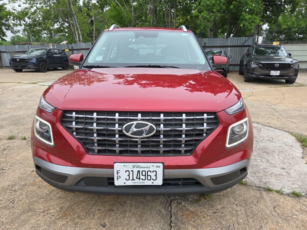 Used 2025 Hyundai Venue Limited FWD image 7