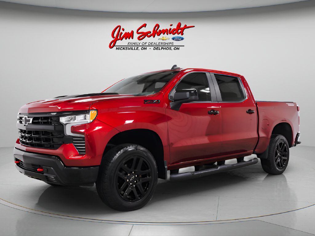 Used 2023 Chevrolet Silverado 1500 LT Trail Boss w/ Protection Package AWD/4WD image 3