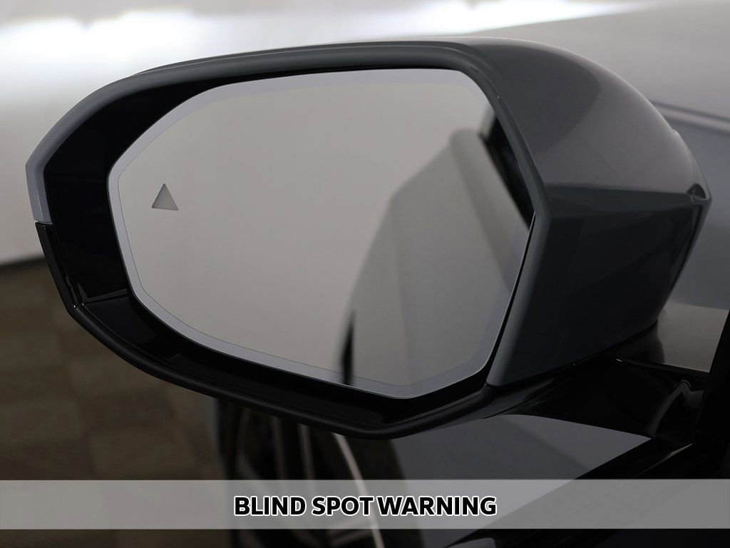 Used 2025 BMW i7 xDrive60 w/ Premium Package AWD/4WD image 8