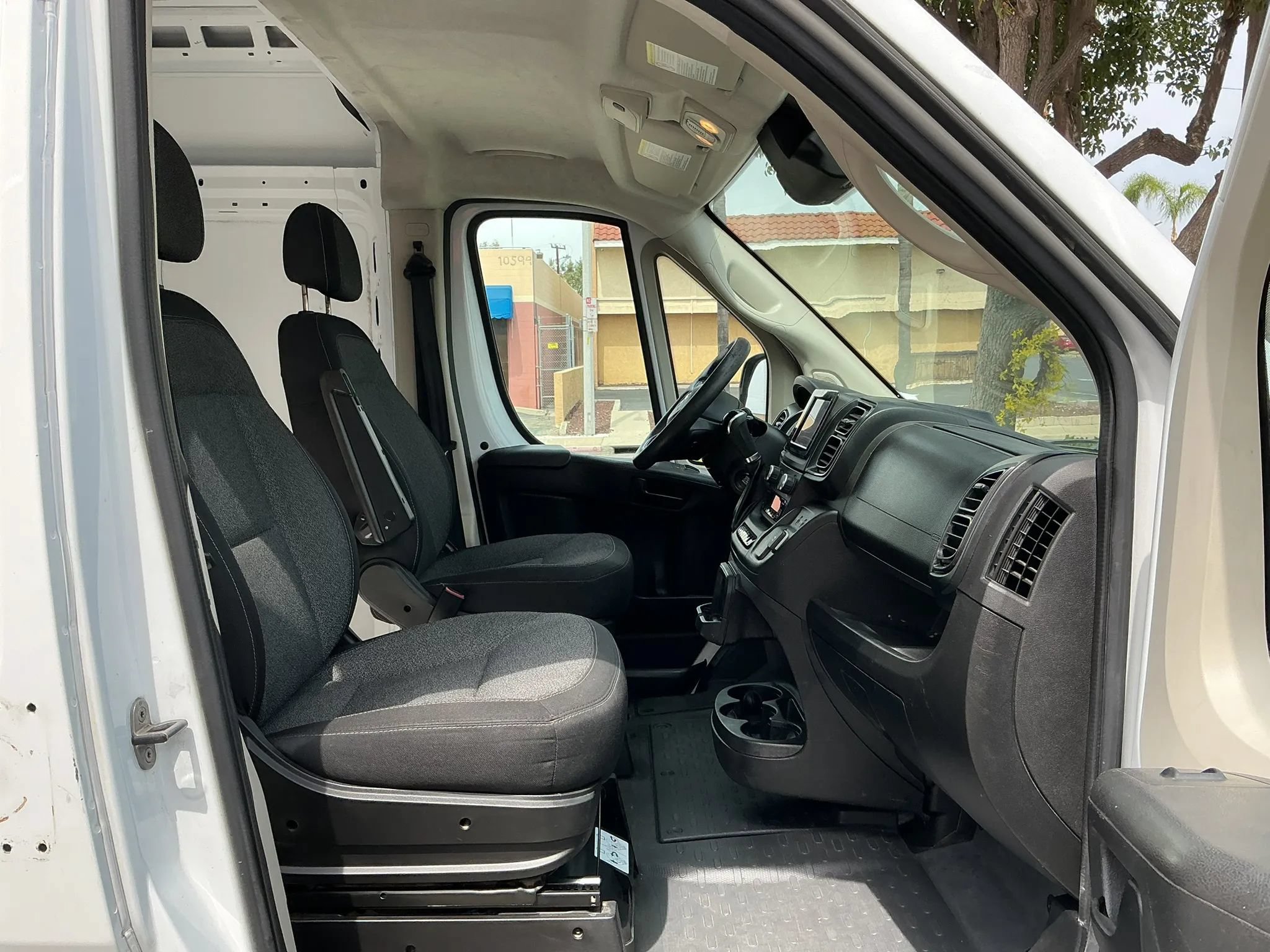 Used 2022 RAM ProMaster 2500 FWD image 15
